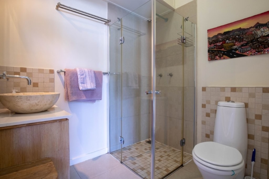 To Let 1 Bedroom Property for Rent in Sea Point Western Cape